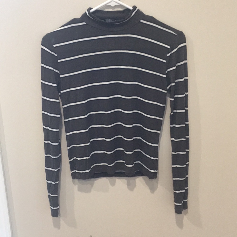Olive green striped turtle neck